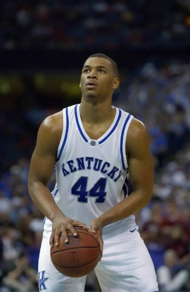 稳定的阵容 稳定的阵容