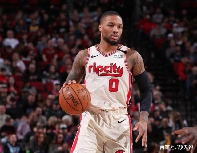 在足球比赛 在足球比赛