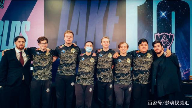 在与骑士的 在与骑士的