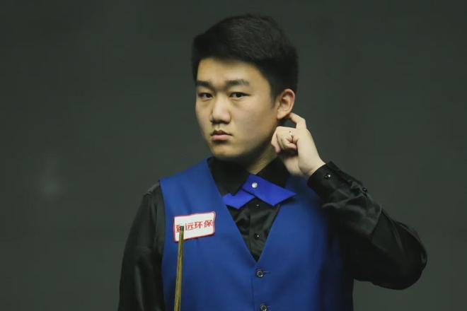 的凌空射门 的凌空射门