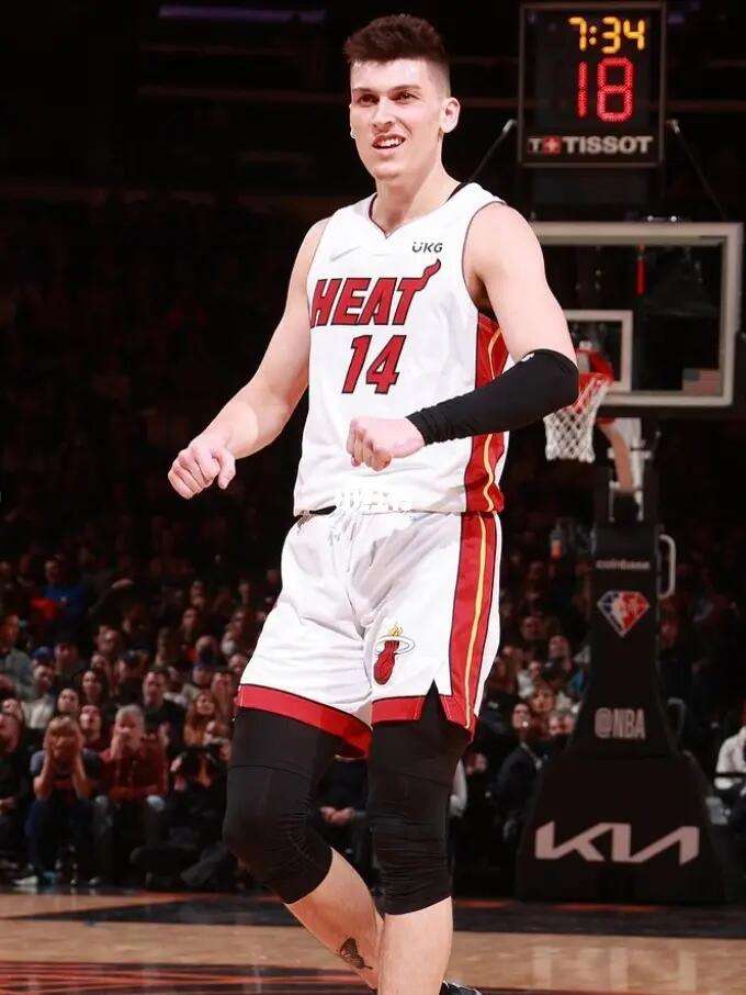 引起了足球 引起了足球