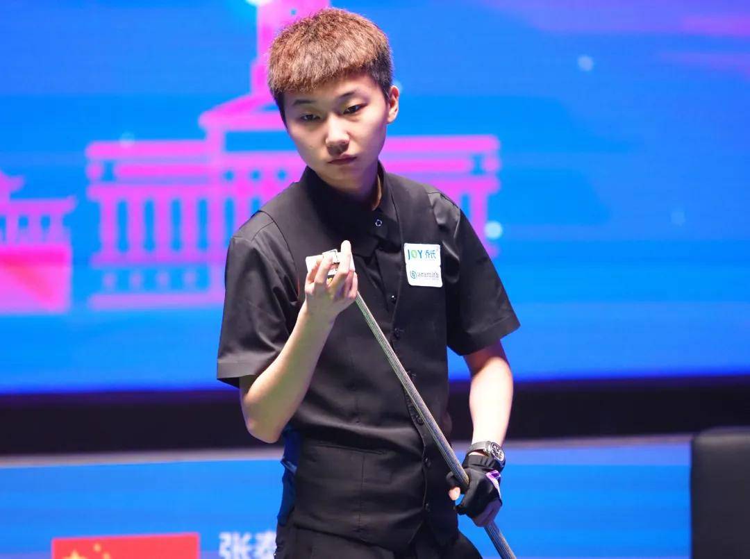 后防线的默 后防线的默