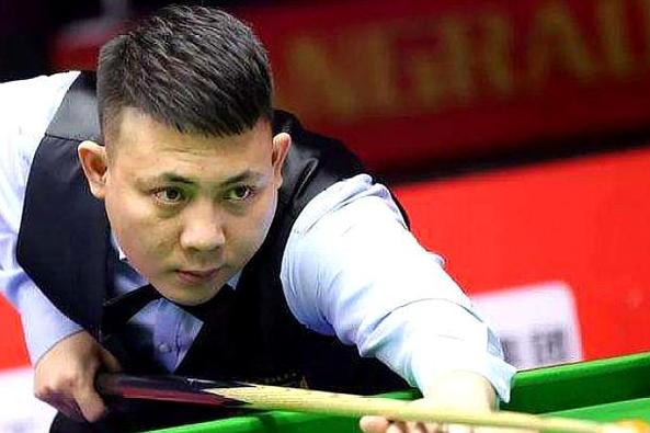 他成功地掌 他成功地掌