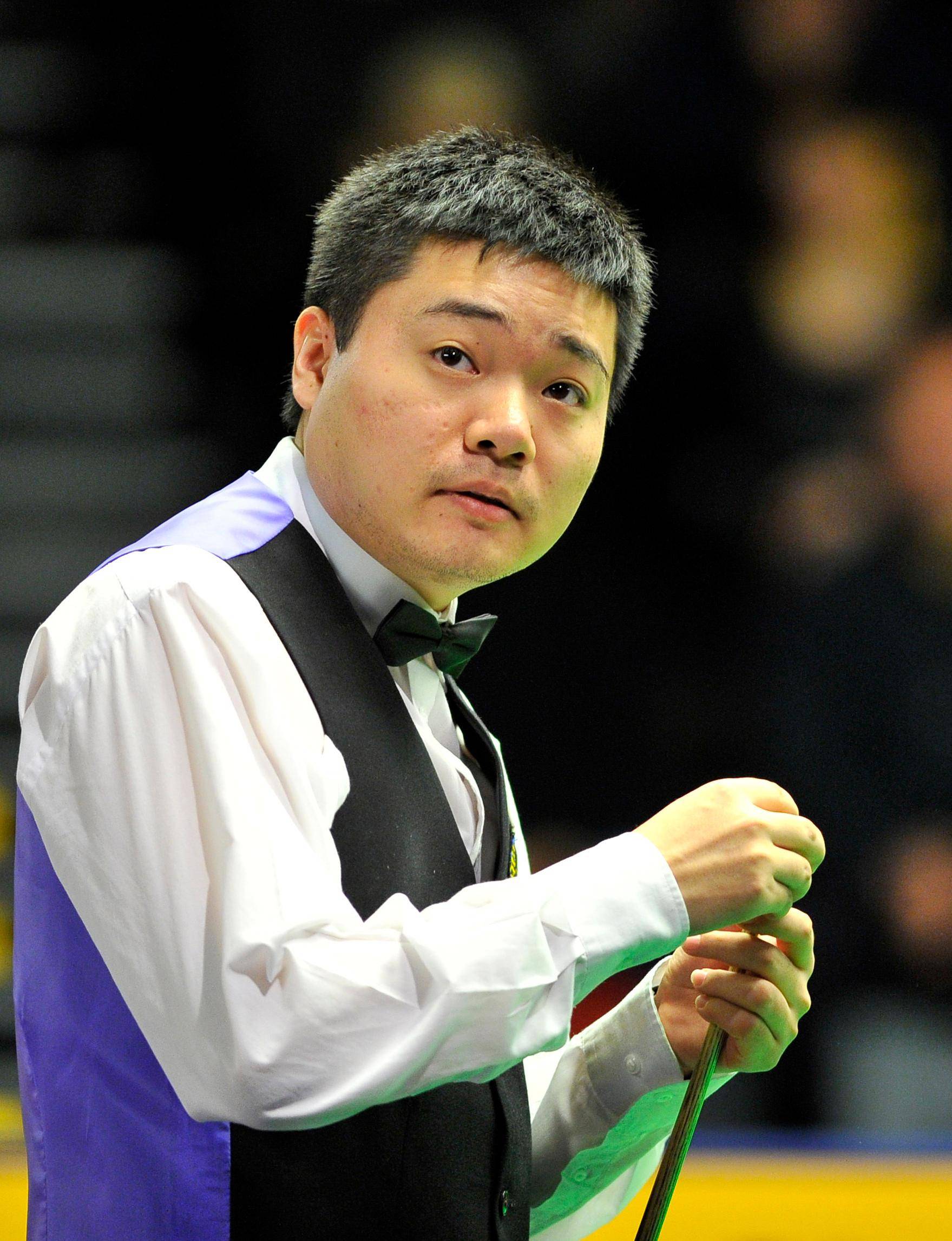 角手递手 角手递手